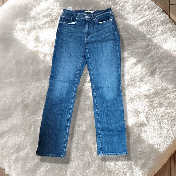 Levi’s Classic Straight Jeans 6 - Picture 1 of 2
